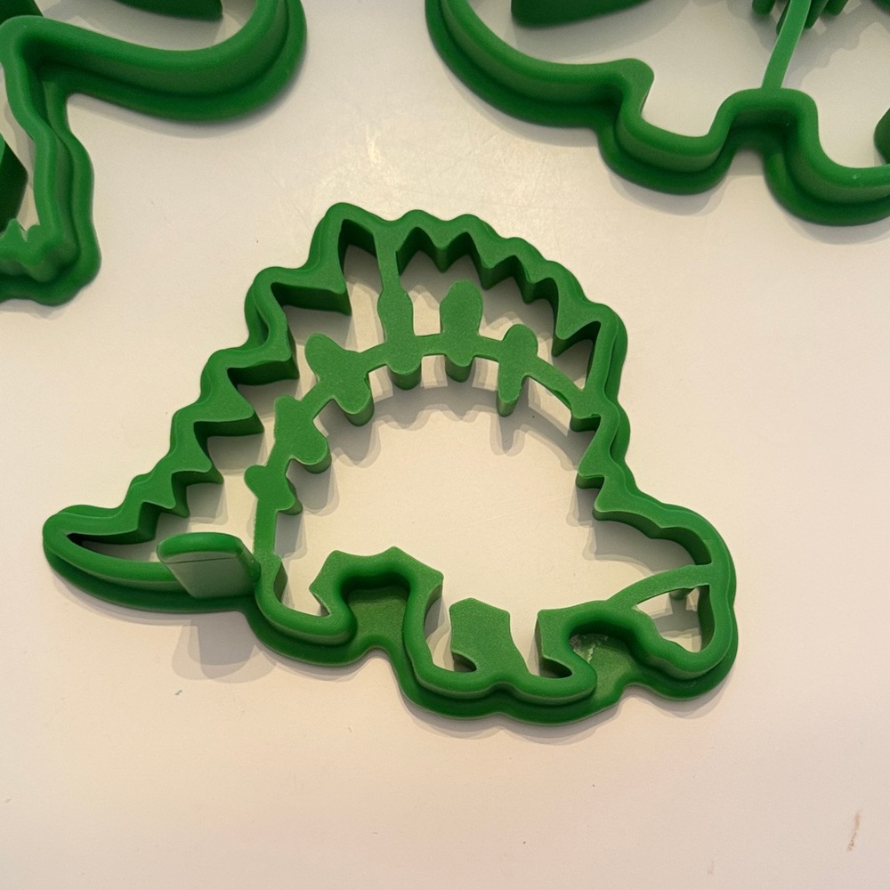 Williams Sonoma Fun Dinosaur Pancake Molds & toast stamps 🦕 🦖 - Picture 5 of 8